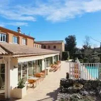Logis Hostellerie De L'Abbaye, hotel din Le Thoronet