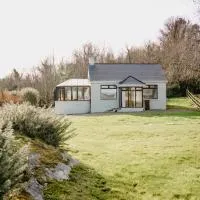 The Wild Atlantic Hideaway – hotel w mieście Inch