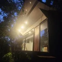VÖRA Cabaña privada en la Selva, hotel en La Vega