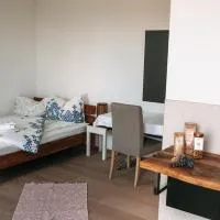 Individual room surrounded by nature – hotel w mieście Sankt Georgen bei Salzburg