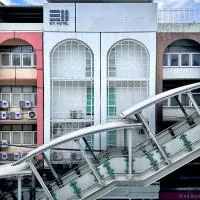 E11 Hotel - BTS Punnawithi, hotel u gradu Amphoe Phra Khanong