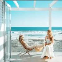Jonesy's Place on the Beach โรงแรมในไอเซอร์ฟอนเทน