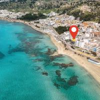 Lungomare Jonio by Casa di Marco، فندق في Lido Conchiglie