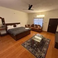 Aroha Farm Stay โรงแรมในเยลาคีรี