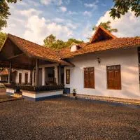 Cotelac Heritage Lake Resort Alleppey by VOYE HOMES, hotelli kohteessa Alleppey