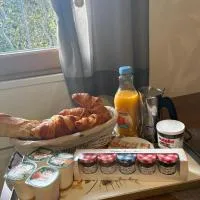 Le Petit Jardin, hotel em Montceau-les-Mines