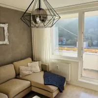 Apartmánový byt VYHNE, отель в городе Выгне