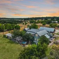 Swing On Inn- Suite Thyme, hotel en Dripping Springs