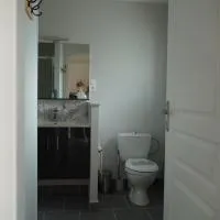 Maison individuelle, hotel in Triac-Lautrait