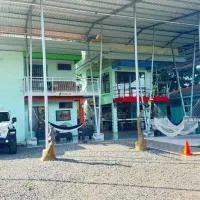 Villas Lux Arenal、フォルトゥナのホテル