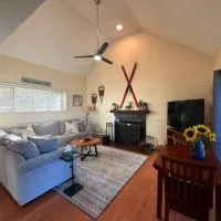 Private Mountain Condo, hotel i Wintergreen