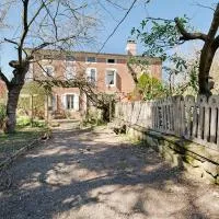 Chambres D'hôtes - Le Marlas, hotelli kohteessa Rieucros
