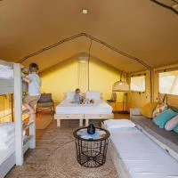 Layla Glamping – hotel w mieście Nir Dawid