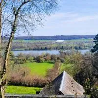 Le Vue sur Seine, hotel u gradu Bardouville