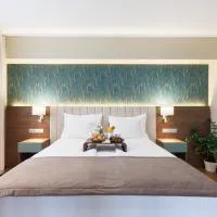 Hotel Fenyõ Conference & Spa，密古雷休治的飯店