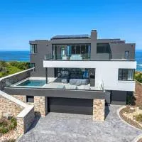 Myoli Beach Villa, hotel en Sedgefield