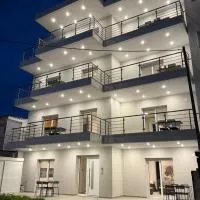 Villa Maria Apartments by BookVillaEU, hotel a Nea Kalikratia