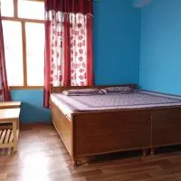 Sunny homestay, hotell i Kalpa