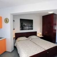 Stegadi Apartments Sikinos, хотел в Сикинос