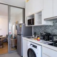 Oakwood Suites Tiwanon Bangkok, hotelli kohteessa Nonthaburi
