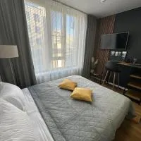 Home Vibes Apartments, hótel í Kænugarði