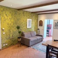 Addicted 63, hotell i Marino