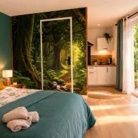 La Tourlandry में, होटल RELAI DU CHATEAU APPARTHOTEL