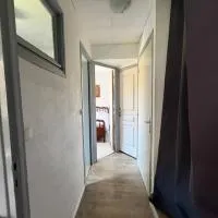 Appartement indépendant dans 1 maison de campagne, hotel a Esterençuby