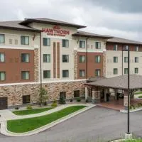 Hawthorn Suites by Wyndham Wheeling at The Highlands, hotel en Triadelphia