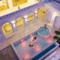 Brown Empire Pool Villa Pattaya: Nong Prue şehrinde bir otel