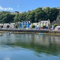 MacDonald Arms Hotel, hotel a Tobermory