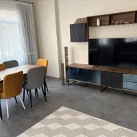 AdaSuites Spacious Family Apartment with Balcony 120 m2, hotel in Amasya