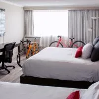 Hotel Universel Alma, מלון באלמה