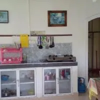 Anura home stay, hotel di Kalutara