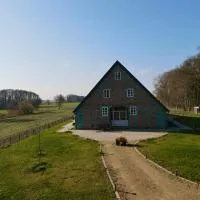 Ferienwohnungen im Denkmal - Ganz modern, hotel v destinaci Lilienthal