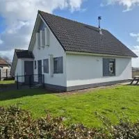 vacation home 68, hotel u gradu 'Tzummarum'