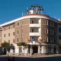 Hotel lázaro، فندق في كالاموتشه