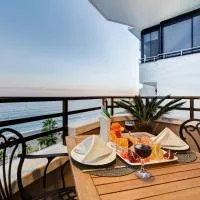 Sahil Martı Hotel, hotel v mestu Mezitli