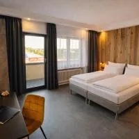 JUNIPRO Hotel Schinderhannes, hotelli kohteessa Weiskirchen