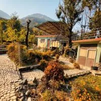 Peace Forest Retreat, готель у місті Gopeshwar