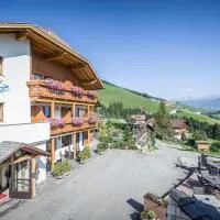 Almhotel Lenz、ヴァルダーオラのホテル
