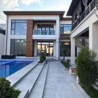 Corner House - Modern Villa - Dacha Tashkent Chorvoq Qoronqul Gazalkent Usbekistan, hotel di G‘azalkent