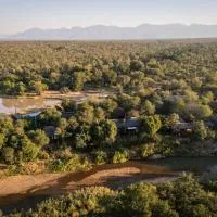 Karongwe - River Safari Lodge โรงแรมในโฮดสปรูท