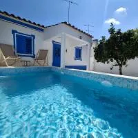 Floral warm springs - Alentejo House, hotel v mestu Santo António do Baldio