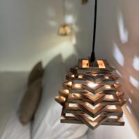 Seaside by Manos: Kamari şehrinde bir otel