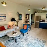 The Shipshak Inlet Escape No cleaning fee, Hotel in Motuhoa