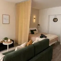 ****Jungle Chic/Aéroport CDG Paris/Parc Asterix/Parc des Expositions/Paris****, hotel a Gonesse