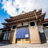 VacationHouse朔 海街さんぽ道 – hotel w mieście Nahari