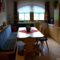 Gästehaus Flörl, hotel di Gerlosberg