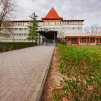 Sport Hotel, hotelli kohteessa Debrecen